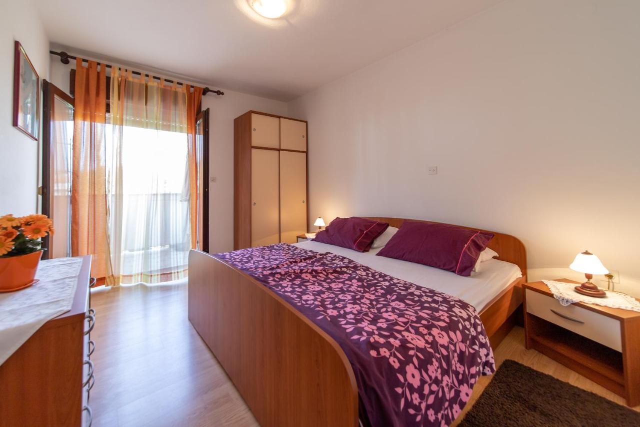 Apartmani Centar Palit Exterior foto