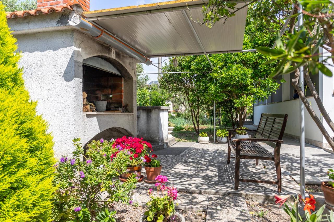 Apartmani Centar Palit Exterior foto