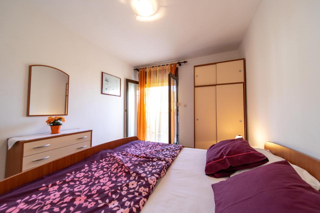 Apartmani Centar Palit Exterior foto